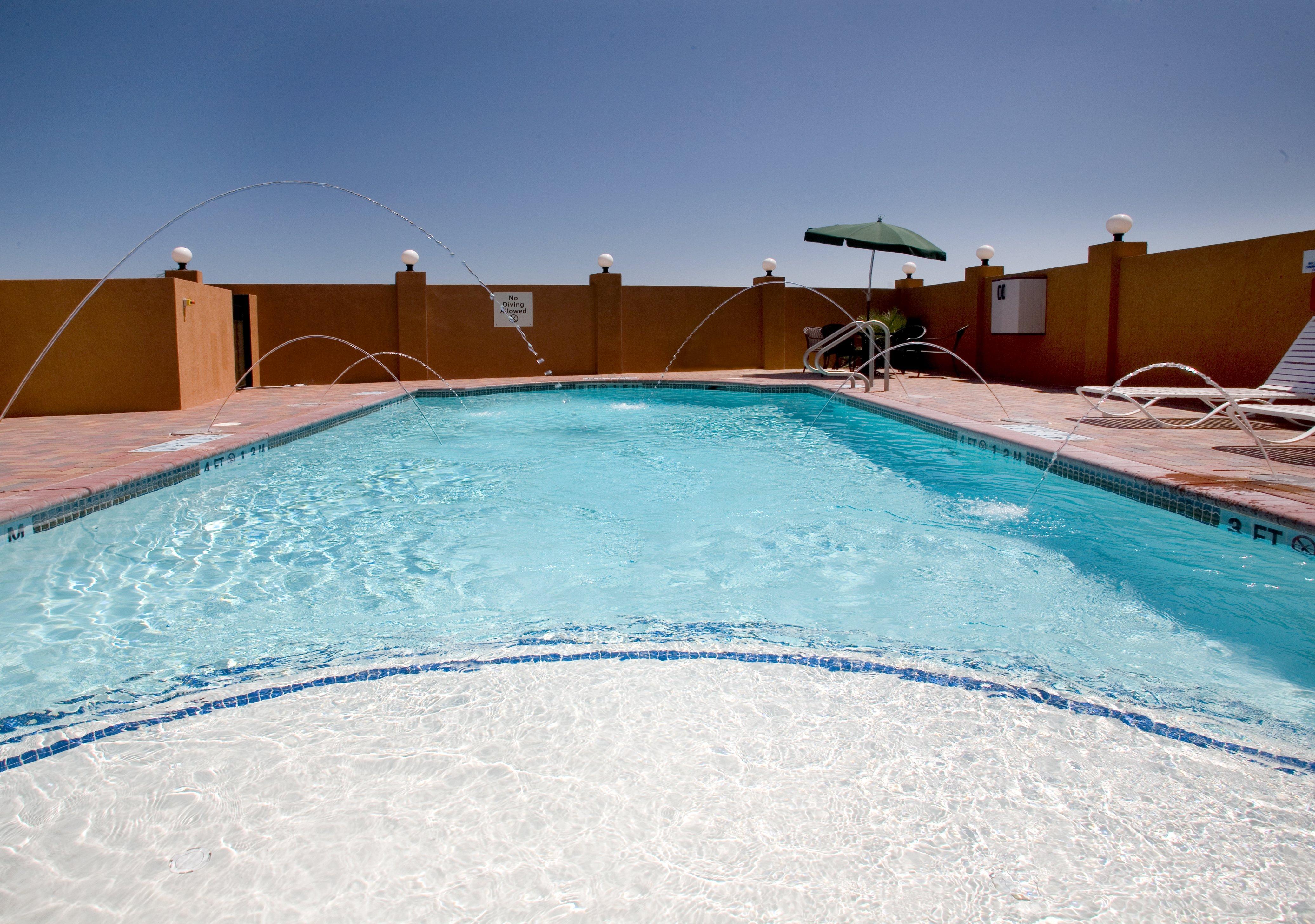 Holiday Inn Express Hotel And Suites Kingsville By Ihg Экстерьер фото