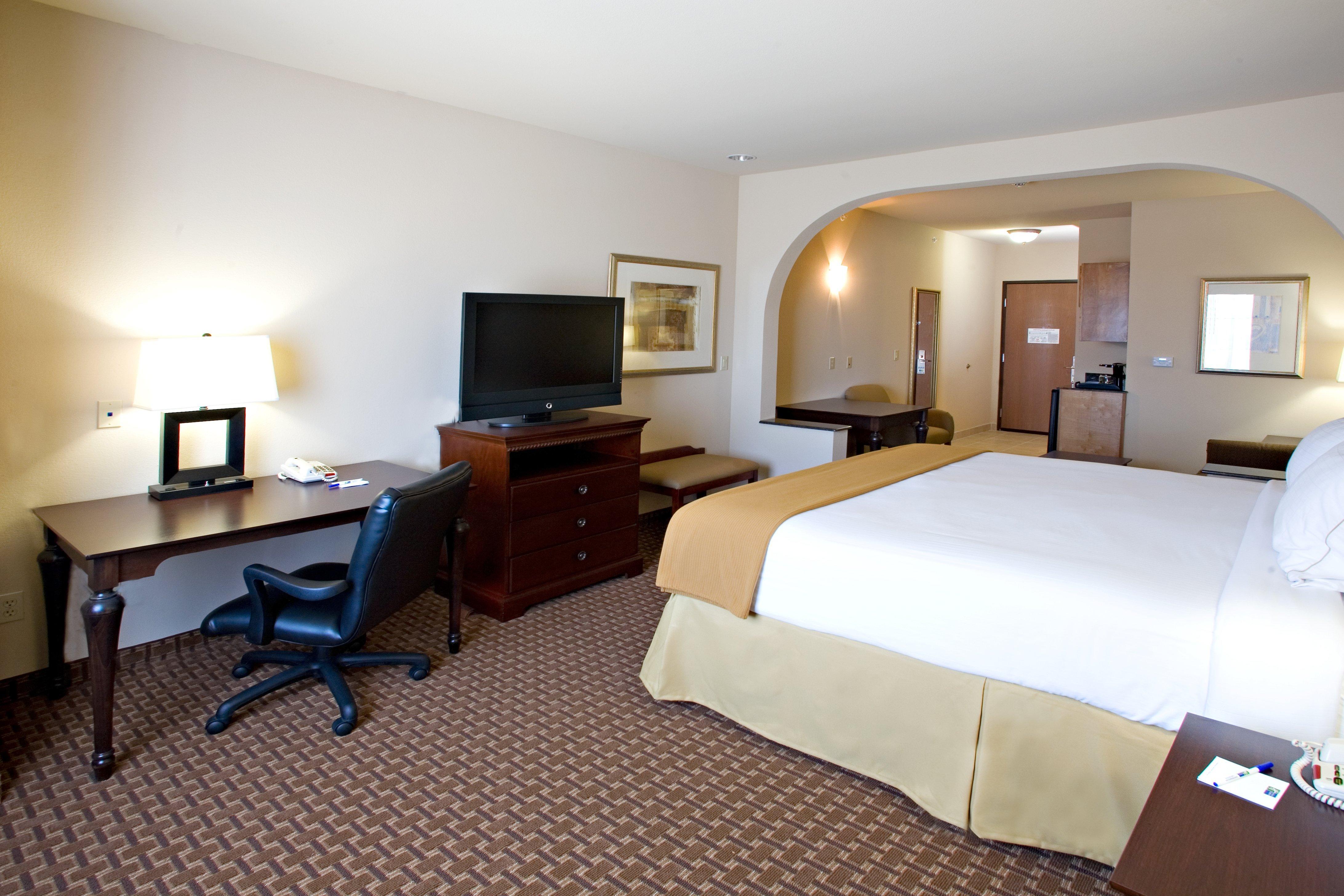 Holiday Inn Express Hotel And Suites Kingsville By Ihg Экстерьер фото