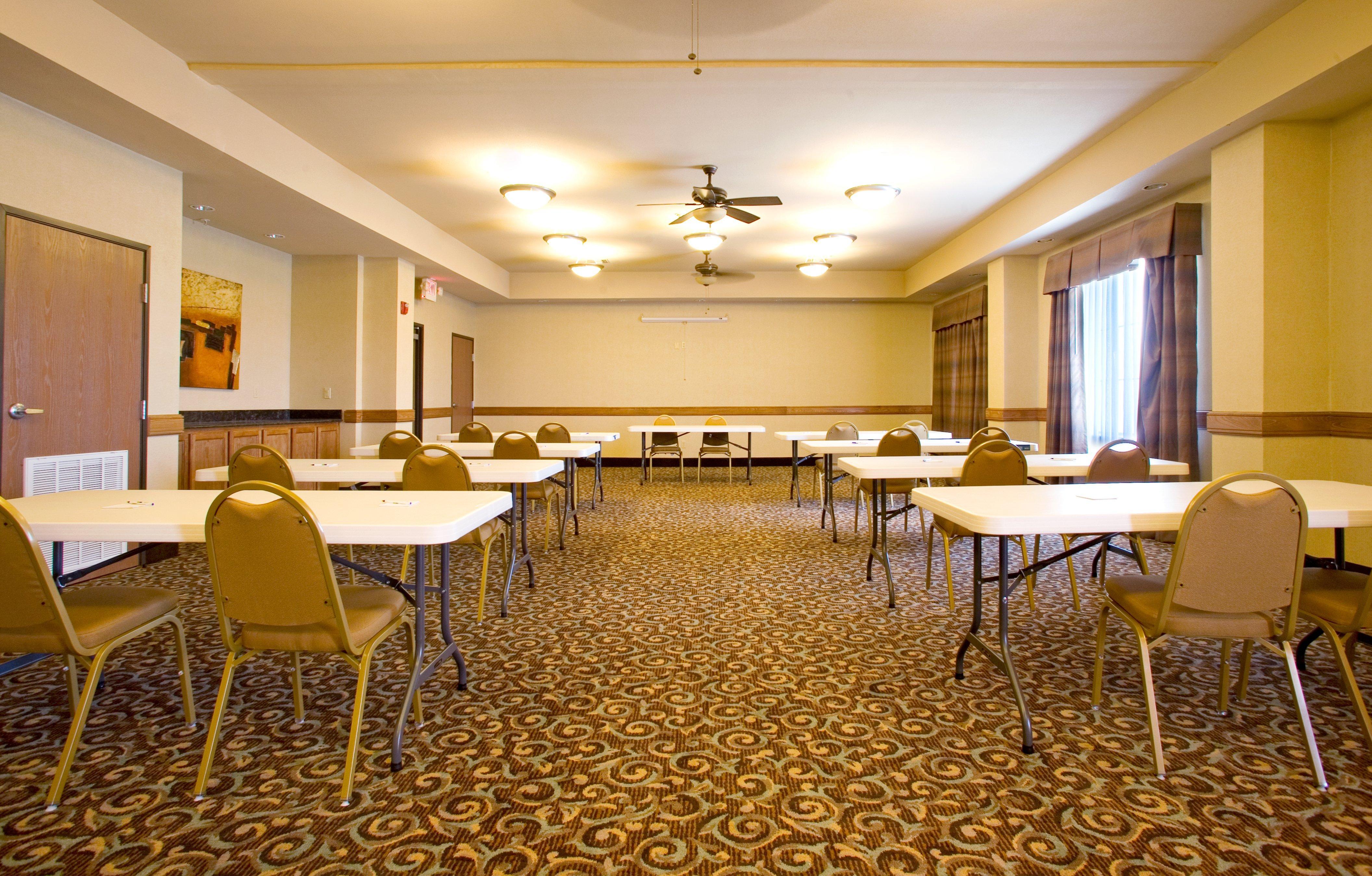 Holiday Inn Express Hotel And Suites Kingsville By Ihg Удобства фото