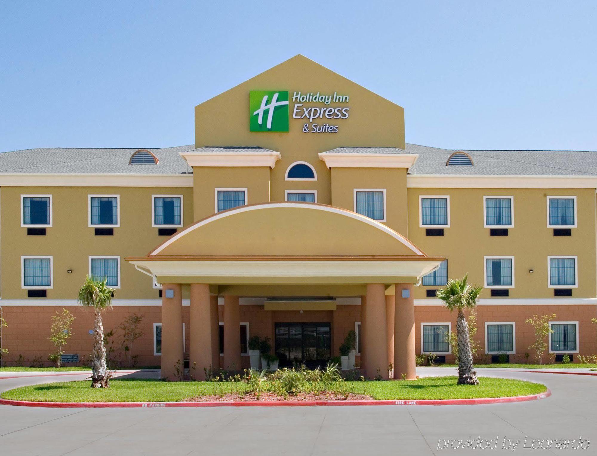 Holiday Inn Express Hotel And Suites Kingsville By Ihg Экстерьер фото